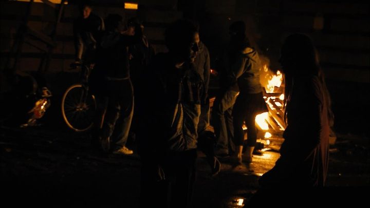 Una scena tratta dal film Outcast