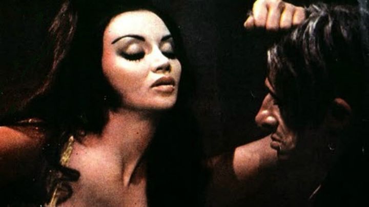 Una scena tratta dal film La notte dei serpenti