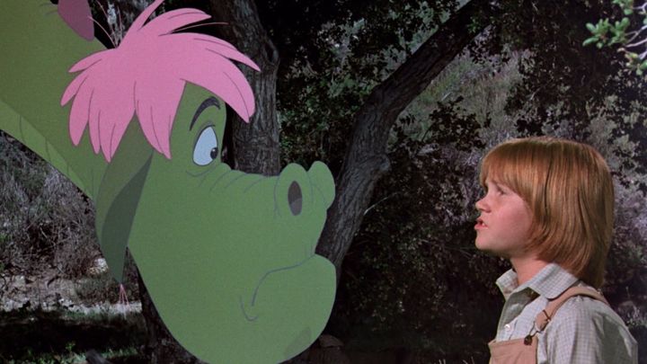 Una scena tratta dal film Elliott, il drago invisibile