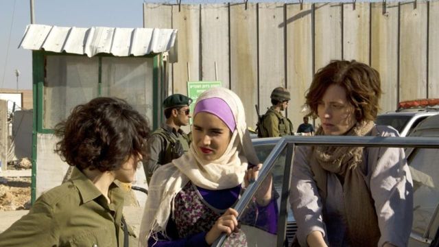 Una scena tratta dal film Inch'Allah