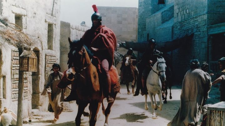 Una scena tratta dal film L'Inchiesta