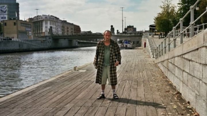 Una scena tratta dal film Dio esiste e vive a Bruxelles