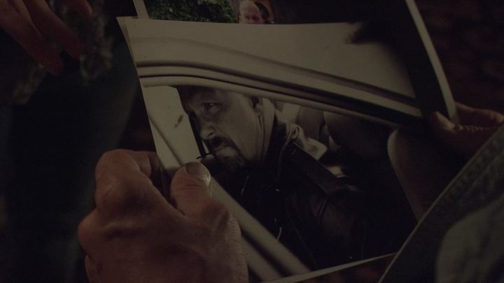 Una scena tratta dal film The Stranger - Lo straniero