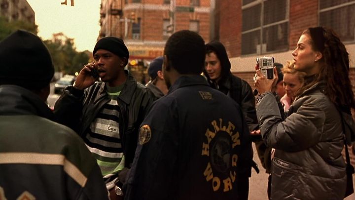 Una scena tratta dal film Black and White