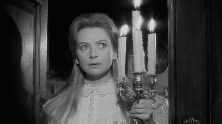 Una scena tratta dal film Suspense