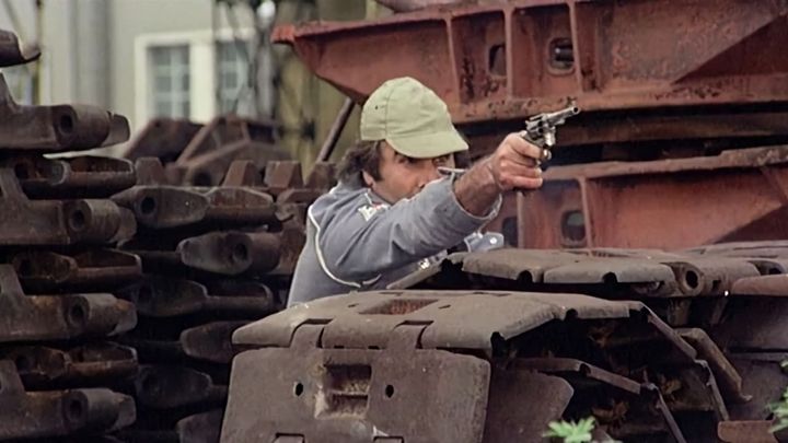 Una scena tratta dal film Il grande racket