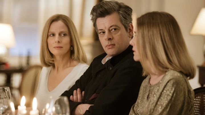 Una scena tratta dal film Le apparenze