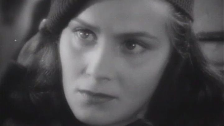 Una scena tratta dal film Noi vivi