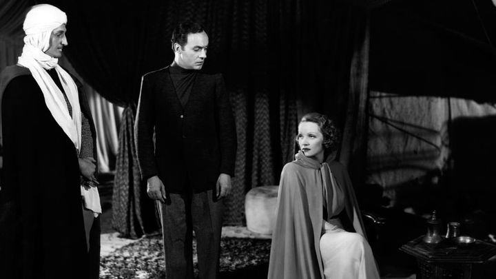 Una scena tratta dal film Il giardino di Allah