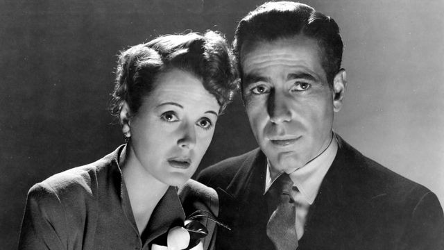 Una scena tratta dal film Il mistero del falco