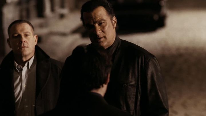 Una scena tratta dal film Attack Force - La morte negli occhi