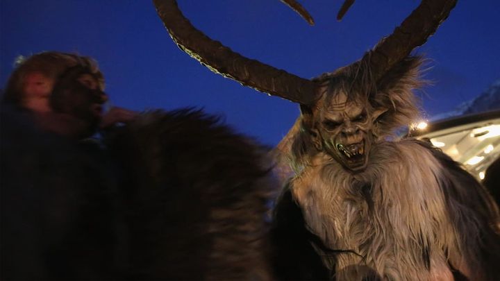 Una scena tratta dal film Krampus - Natale non è sempre Natale