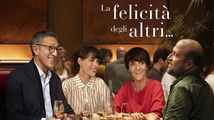 Una scena tratta dal film La felicità degli altri...