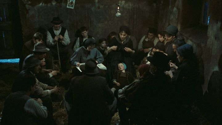 Una scena tratta dal film L'albero degli zoccoli