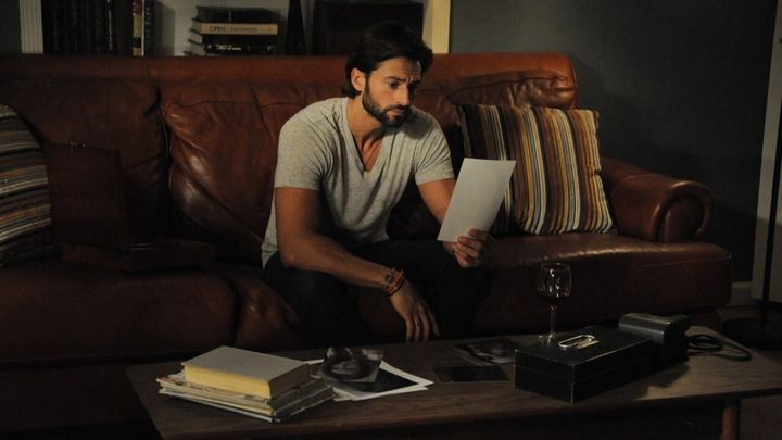 Una scena tratta dal film Lo stalker della finestra di fronte