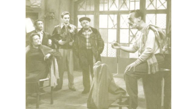 Una scena tratta dal film Napoli milionaria