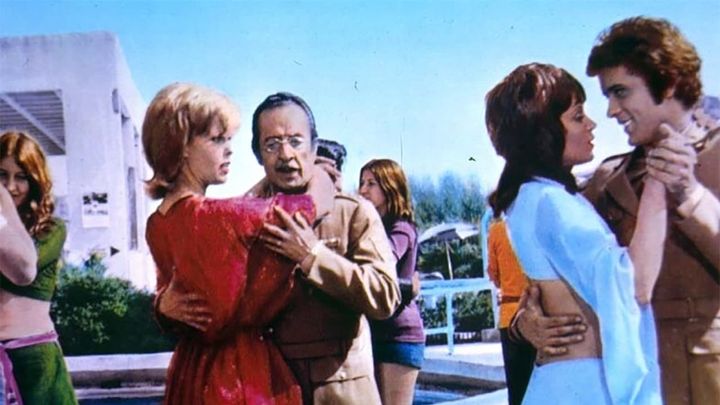 Una scena tratta dal film Venga a fare il soldato da noi