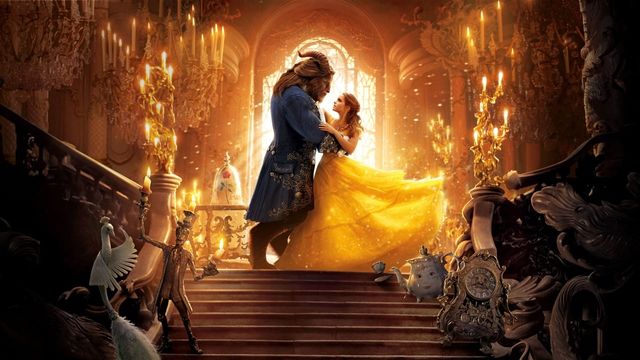 Una scena tratta dal film La bella e la bestia