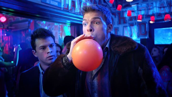 Una scena tratta dal film Blue Mountain State