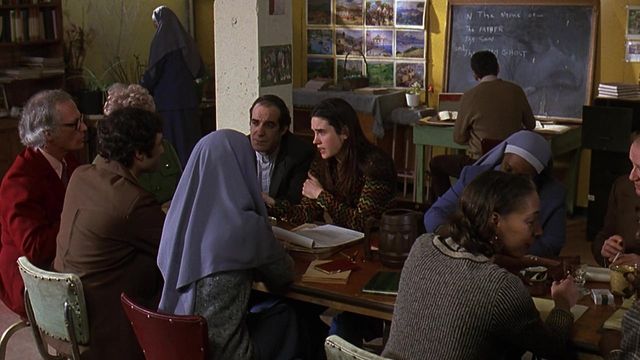 Una scena tratta dal film Waking the Dead