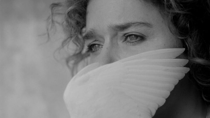 Una scena tratta dal film Per amor vostro