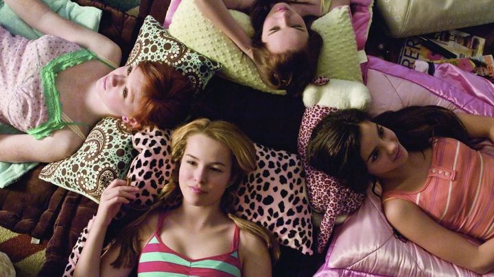 Una scena tratta dal film The Clique