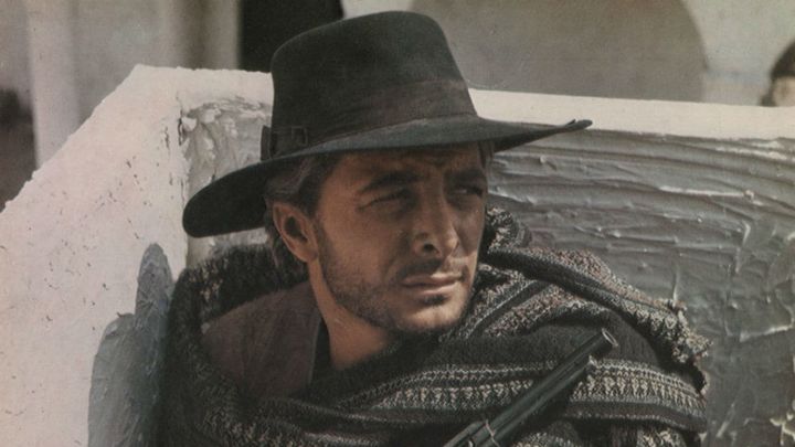 Una scena tratta dal film Un dollaro tra i denti