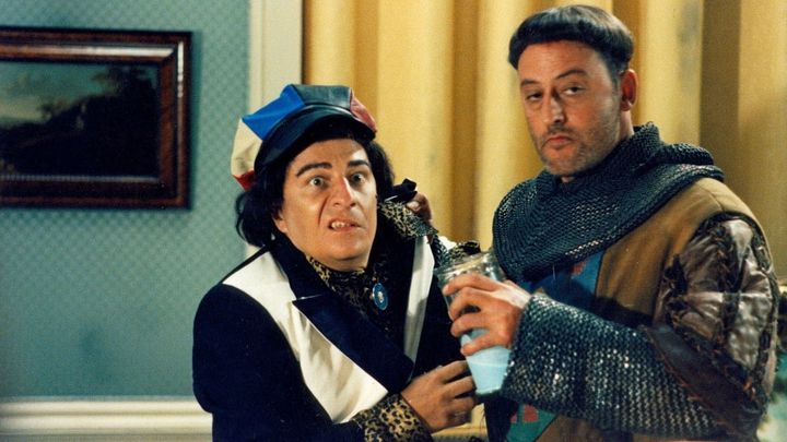 Una scena tratta dal film I visitatori