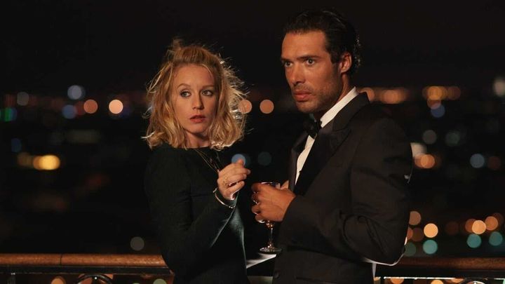 Una scena tratta dal film Love Is in the Air - Turbolenze d'amore