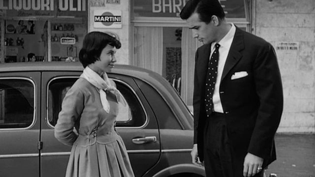 Una scena tratta dal film Il rossetto