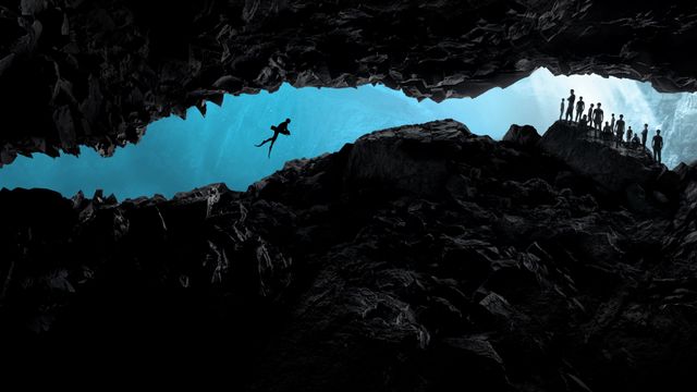 Una scena tratta dal film The Rescue - Il salvataggio dei ragazzi