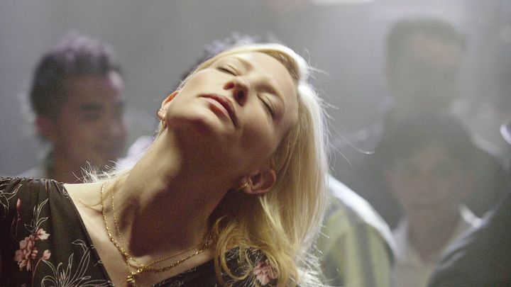 Una scena tratta dal film Little Fish