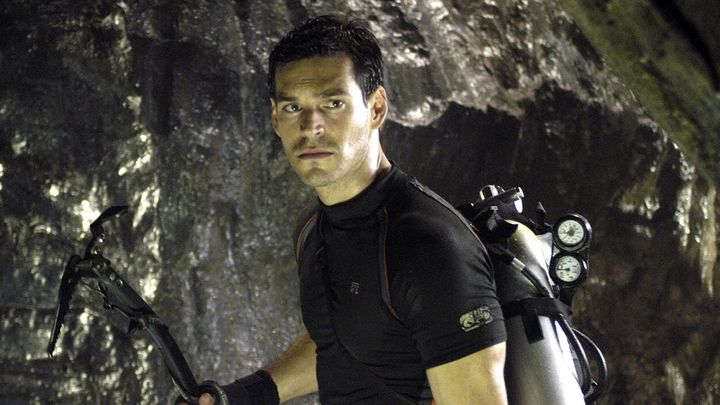Una scena tratta dal film Il nascondiglio del diavolo - The cave