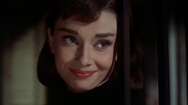 Una scena tratta dal film Cenerentola a Parigi