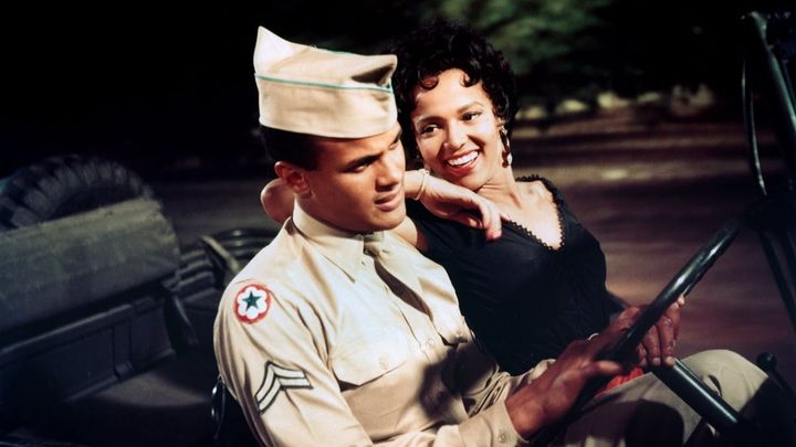 Una scena tratta dal film Carmen Jones