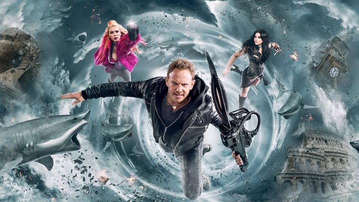 Una scena tratta dal film Sharknado 5: Global Swarming