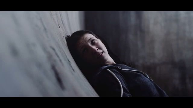 Una scena tratta dal film Curve