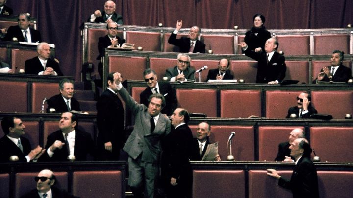 Una scena tratta dal film Vogliamo i colonnelli