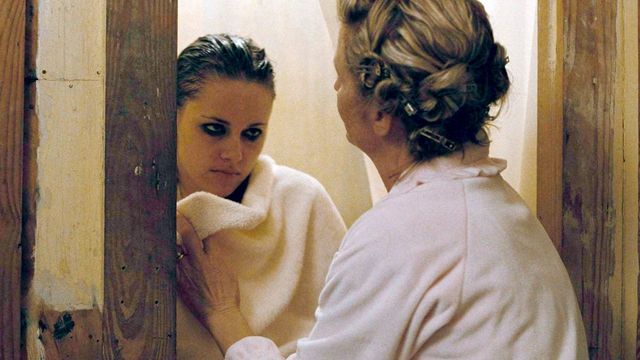 Una scena tratta dal film Welcome to the Rileys