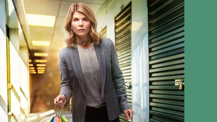 Una scena tratta dal film Garage Sale Mystery: Maschera di morte