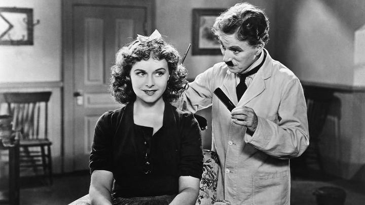Una scena tratta dal film Il grande dittatore