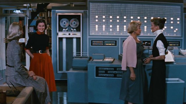 Una scena tratta dal film La segretaria quasi privata