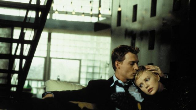 Una scena tratta dal film The Astronaut's Wife - La moglie dell'astronauta