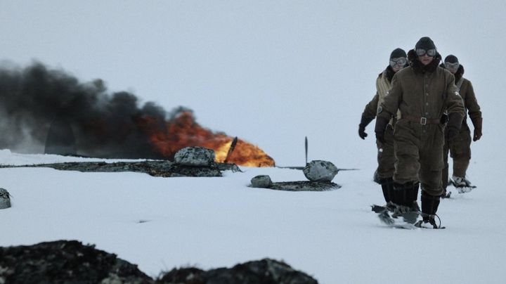 Una scena tratta dal film Prigionieri del ghiaccio