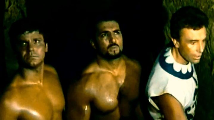 Una scena tratta dal film Gli invincibili fratelli Maciste