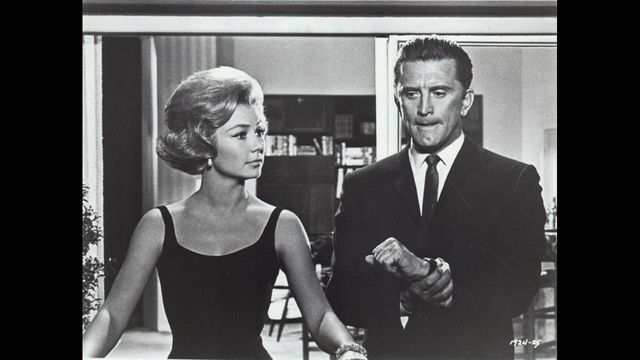 Una scena tratta dal film Per soldi o per amore