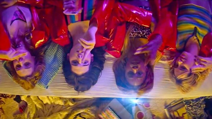 Una scena tratta dal film Assassination Nation