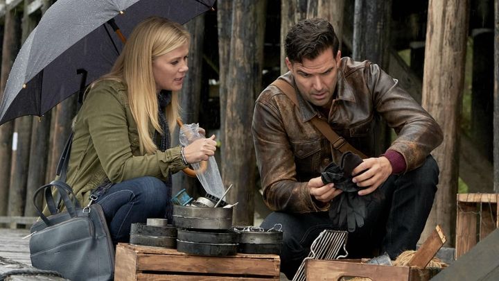 Una scena tratta dal film Chronicle Mysteries - L'uomo sbagliato