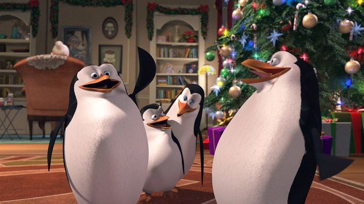 Una scena tratta dal film I Pinguini di Madagascar in Missione Natale