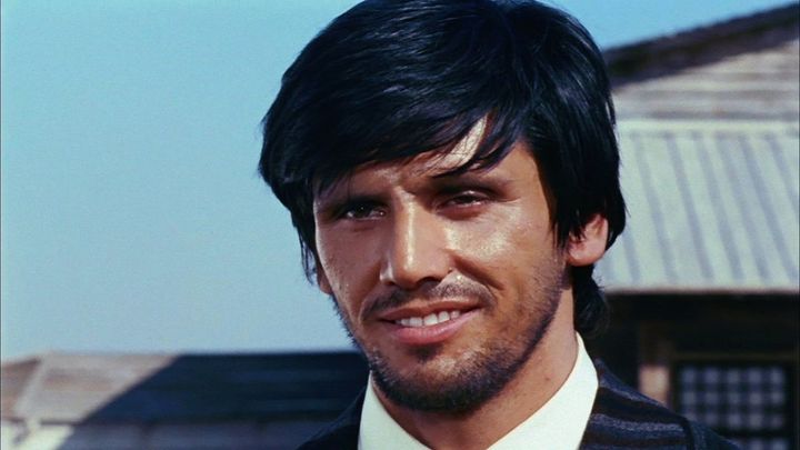 Una scena tratta dal film Bastardo, vamos a matar